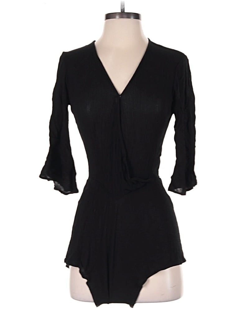 Pre-owned Elan Romper In Black