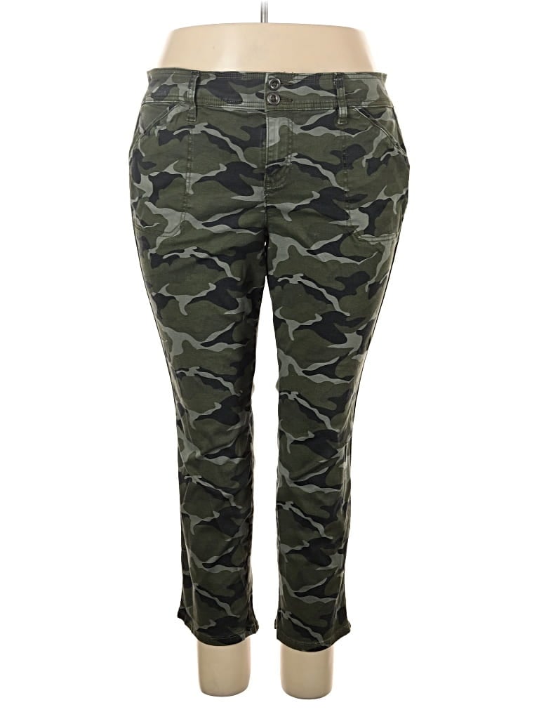 Pre-owned Torrid Active Pants In Green