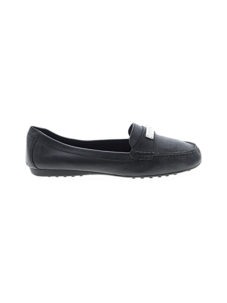 Pre-owned Coach Flats In Black