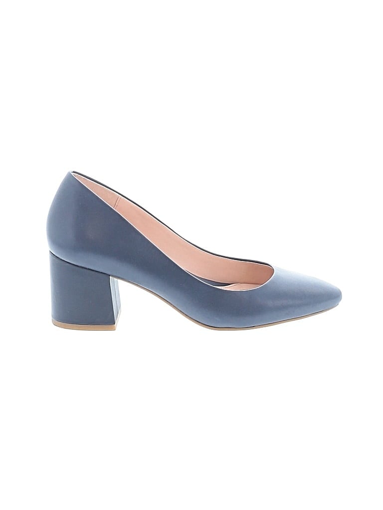 Pre-owned Taryn Rose Heels In Blue
