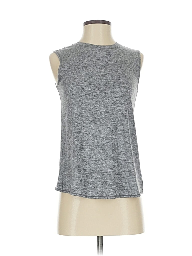Pre-owned Athleta Sleeveless T-shirt In Gray