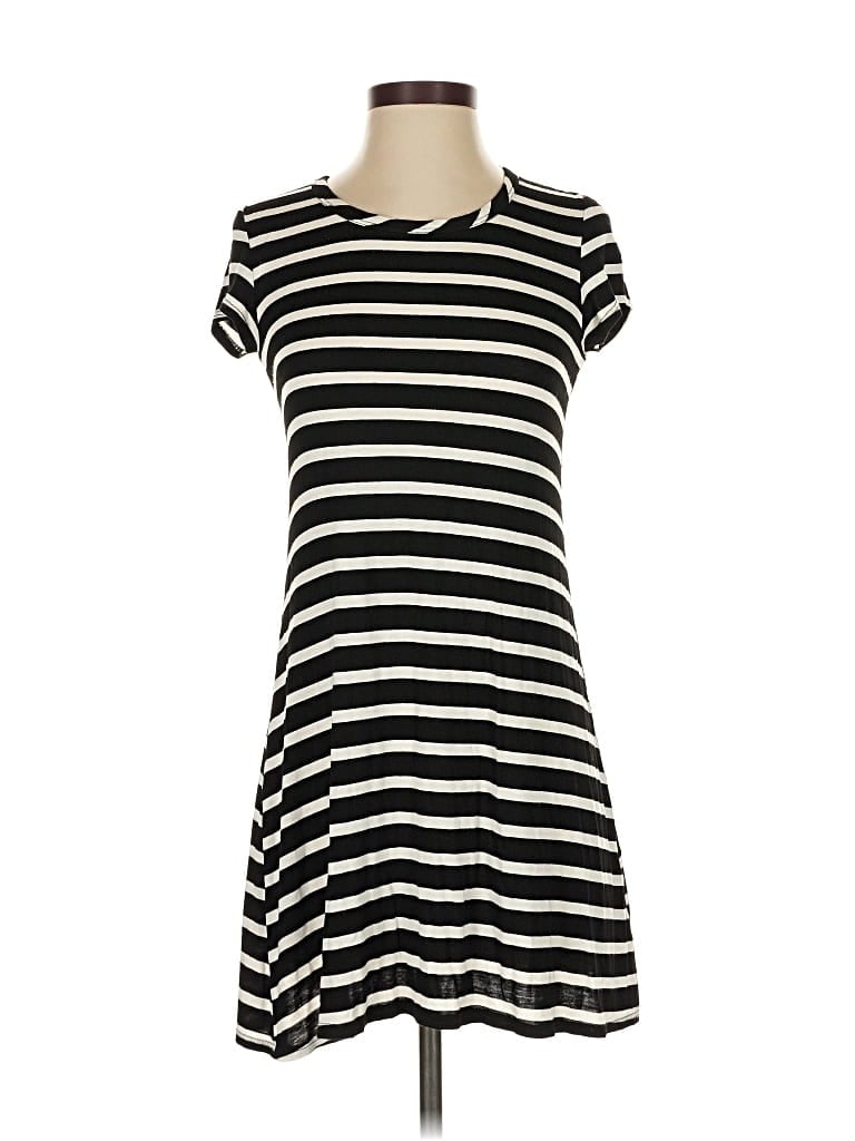 Pre-owned Olivia Rae Casual Dress In Black