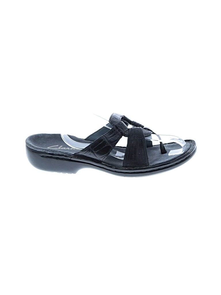 Pre-owned Clarks Sandals In Black