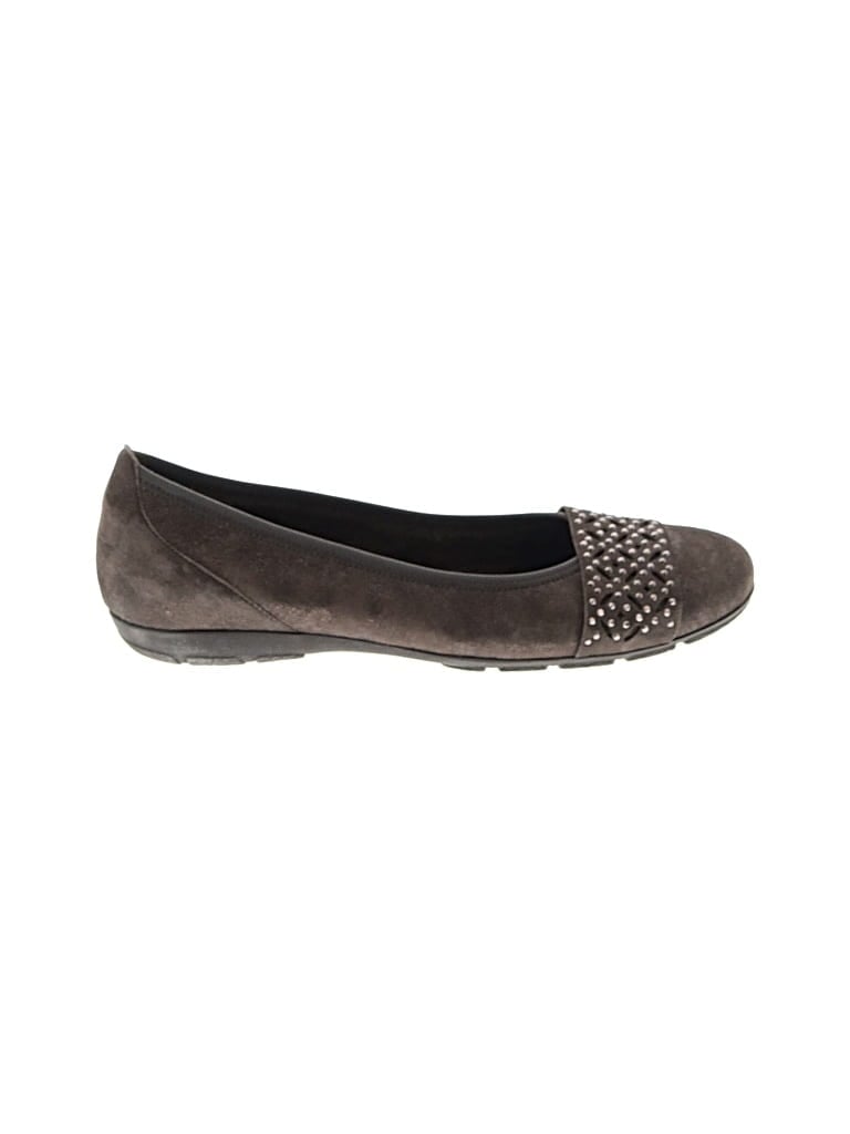 Pre-owned Gabor Flats In Brown