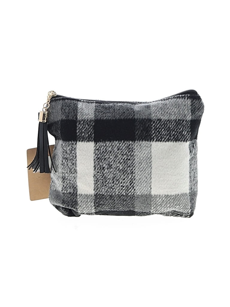 Em & Elle Wristlet In Black