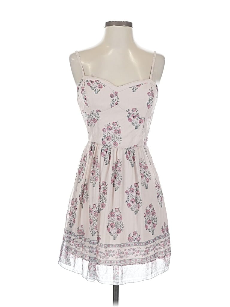 Pre-owned Abercrombie & Fitch Casual Dress In White