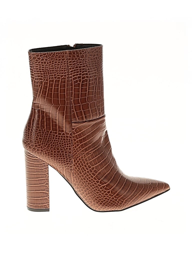 Pre-owned Lulus Boots In Brown