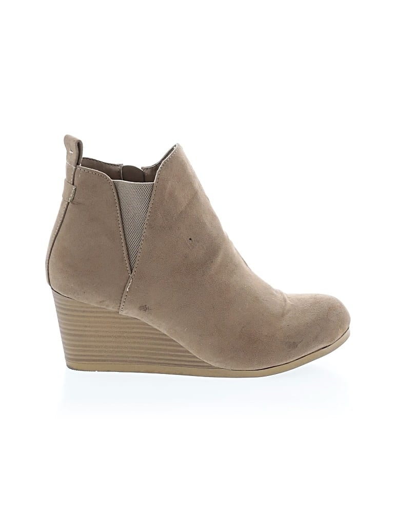 Pre-owned Time And Tru Ankle Boots In Brown