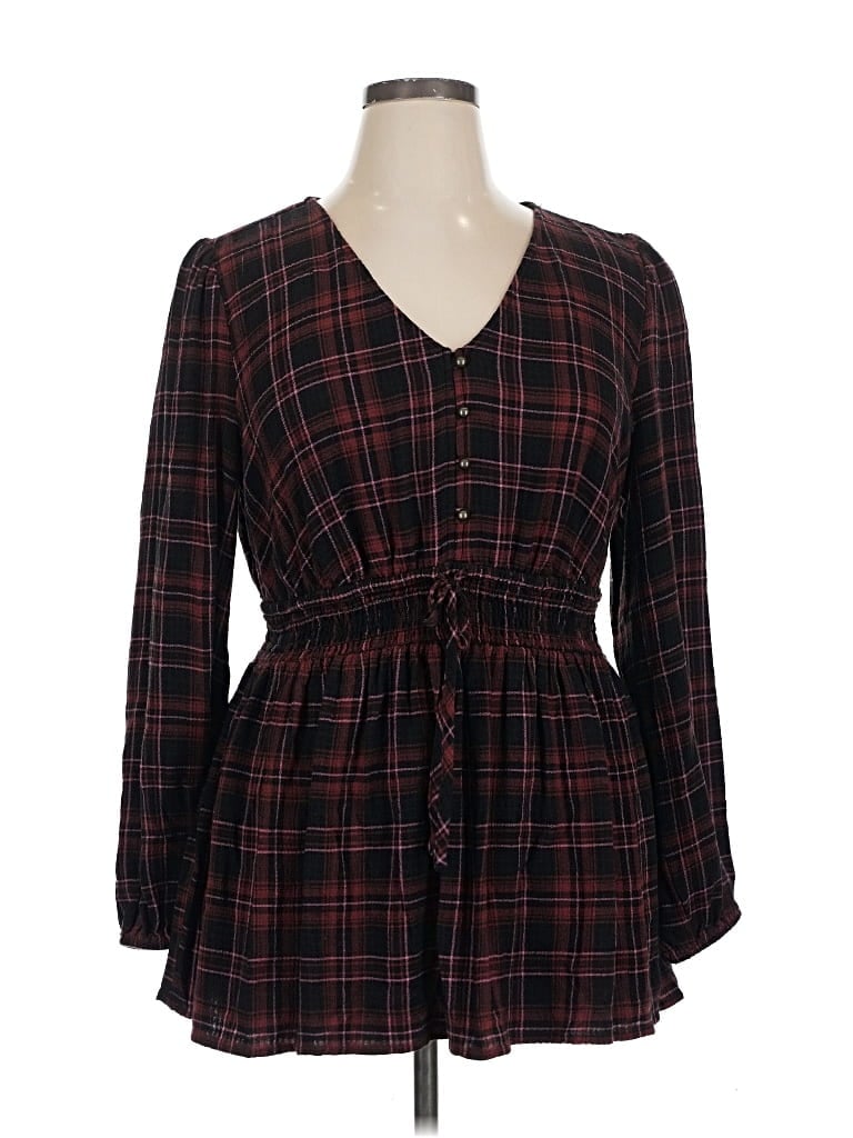 Pre-owned Torrid Long Sleeve Blouse In Burgundy