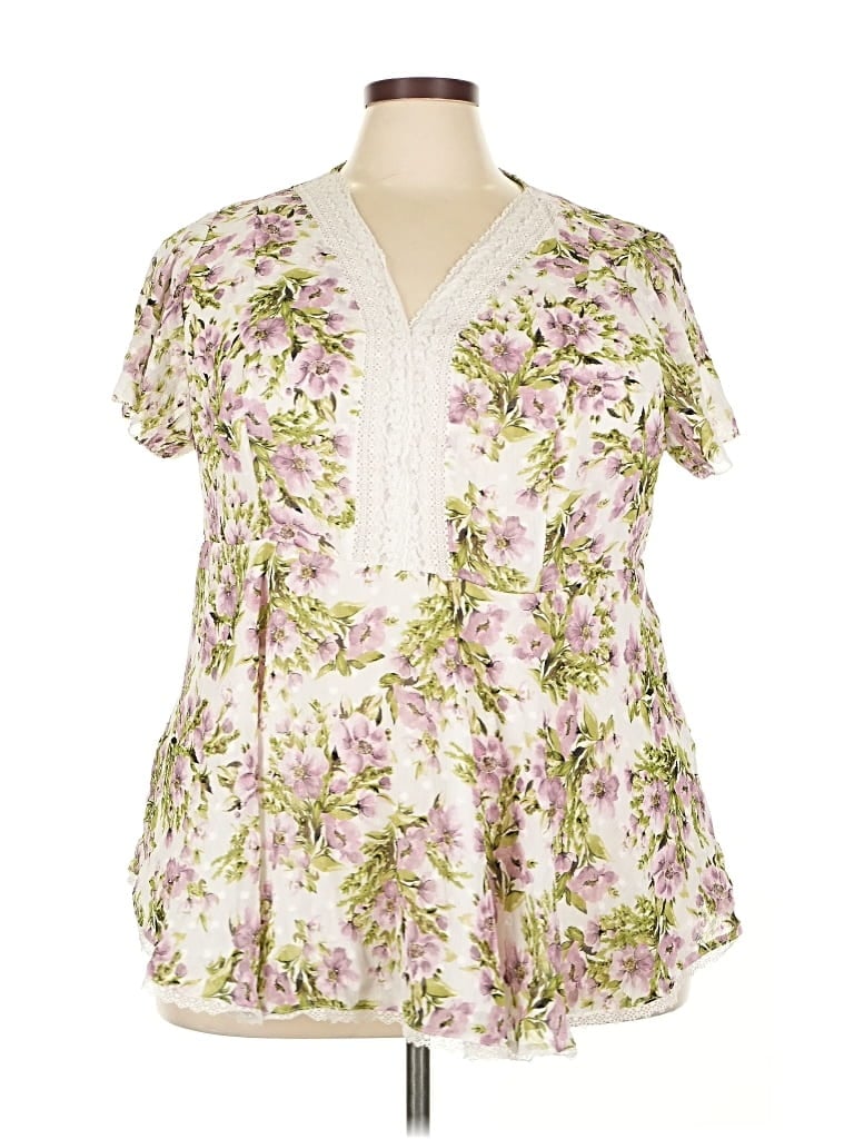 TORRID Pre-owned Short Sleeve Blouse In White