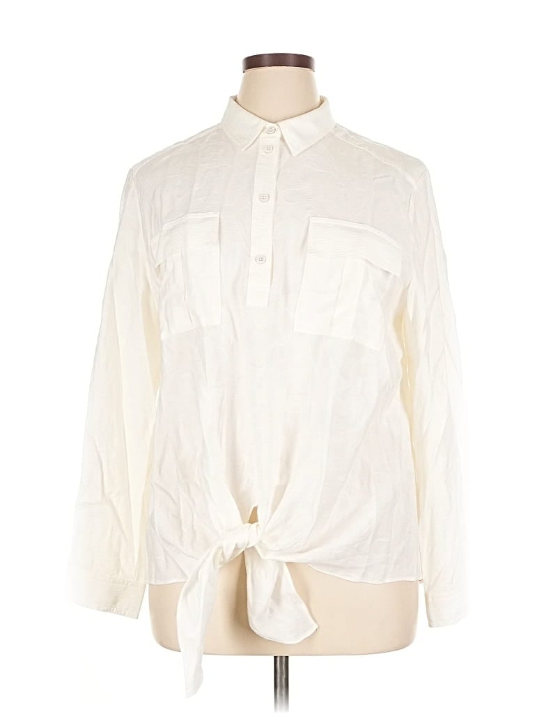 Pre-owned Chico's Long Sleeve Blouse In White