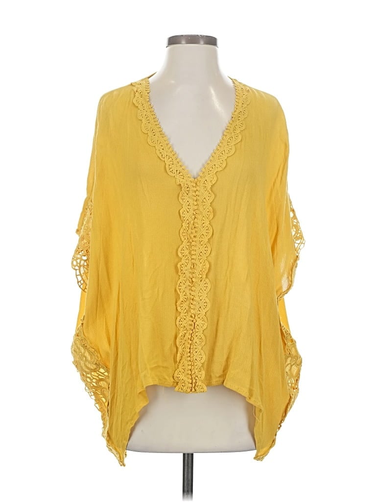 Pre-owned Kye Mi 3/4 Sleeve Blouse In Yellow