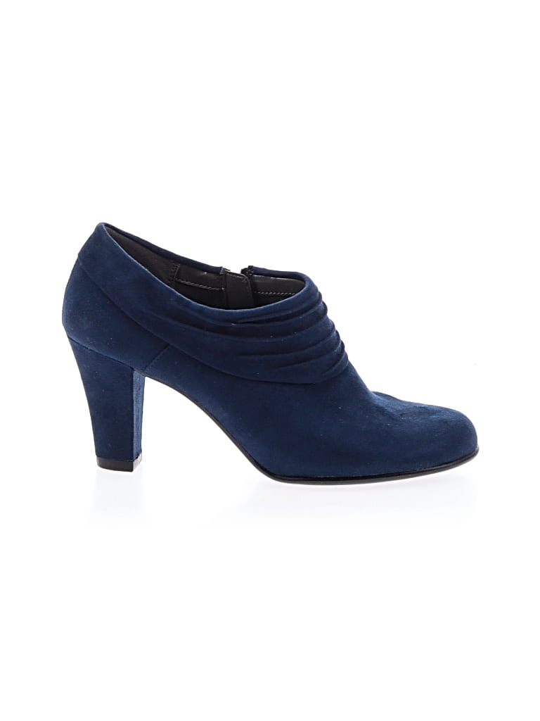 Pre-owned Aerosoles Ankle Boots In Blue