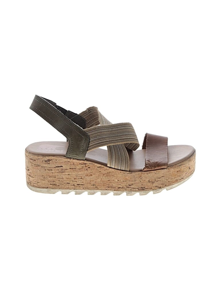 Pre-owned Sorel Wedges In Brown