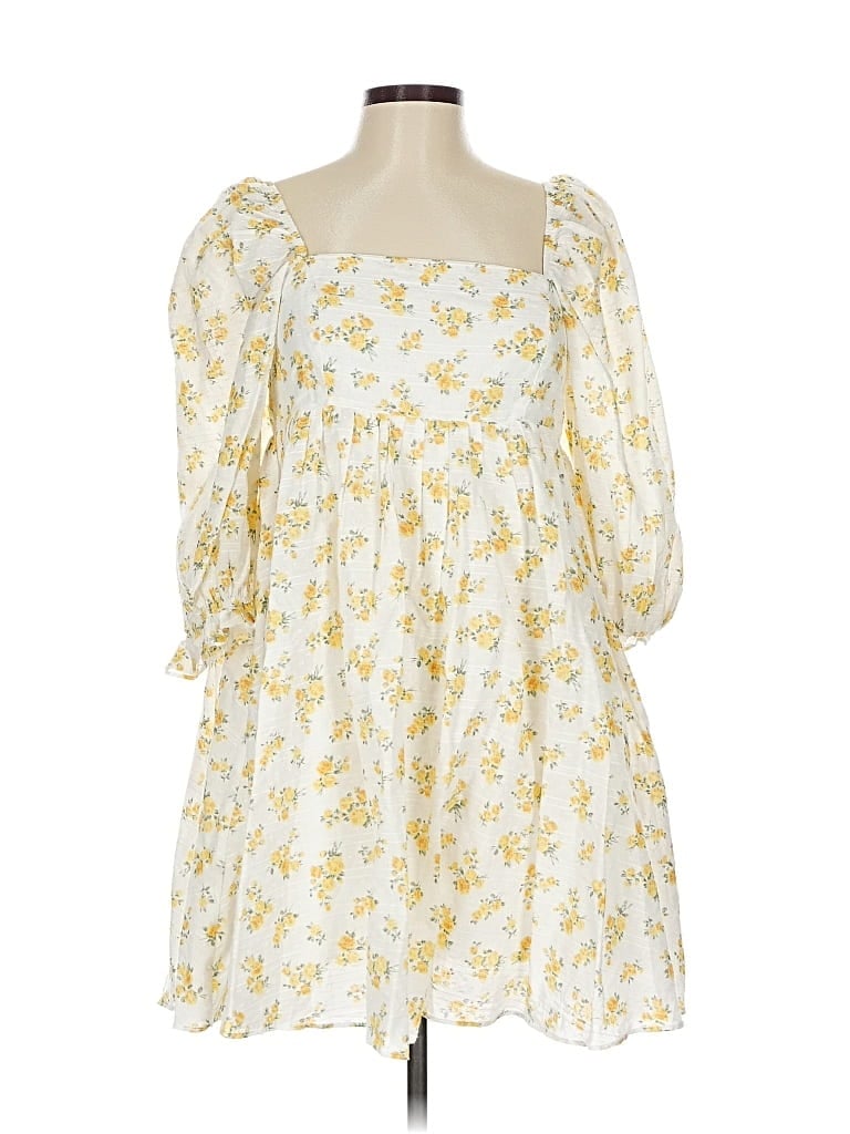 Pre-owned Storia Casual Dress In Yellow