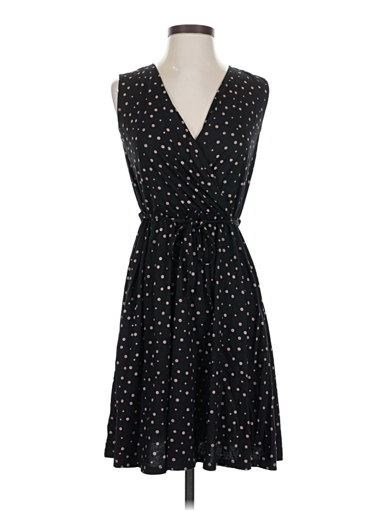 Pre-owned Uniqlo Casual Dress In Black