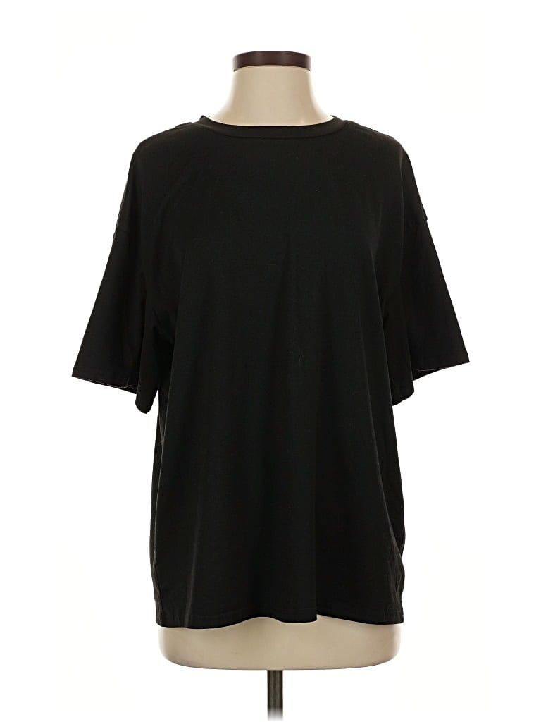 Pre-owned Shein Short Sleeve T-shirt In Black