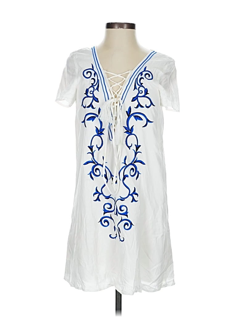 Pre-owned Lulus Casual Dress In White