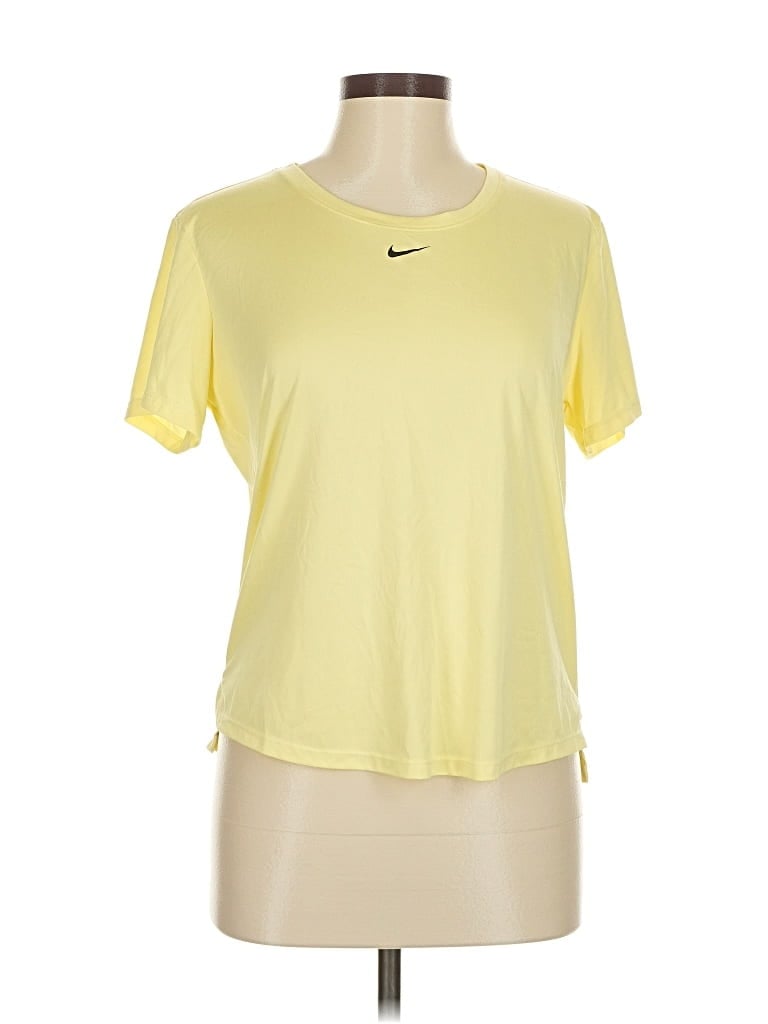 Pre-owned Nike Active T-shirt In Yellow