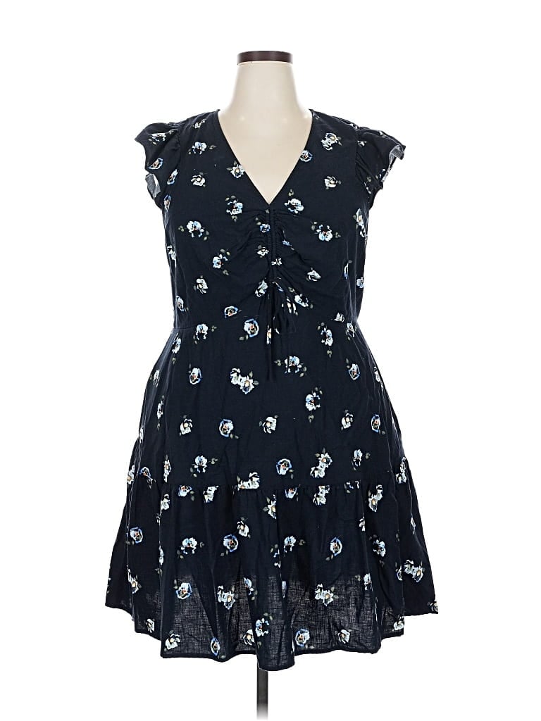 Pre-owned Universal Thread Casual Dress In Blue