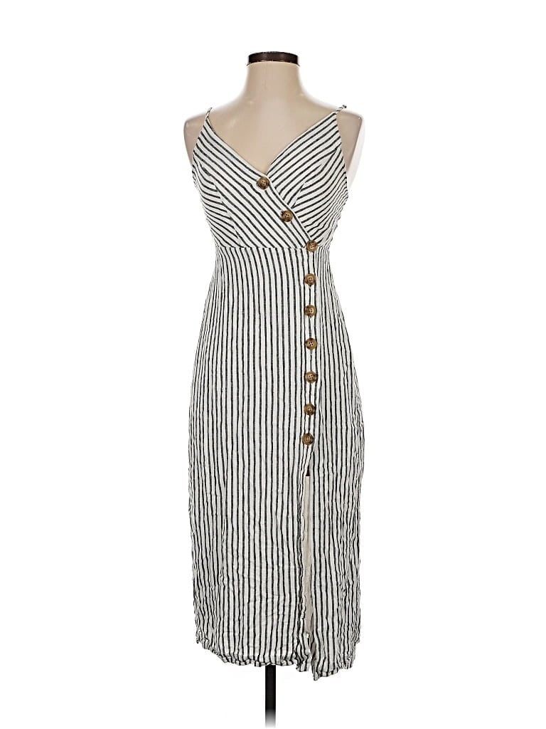 Pre-owned Urban Outfitters Casual Dress In Gray