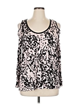 Jennifer Lopez Sleeveless Blouse
