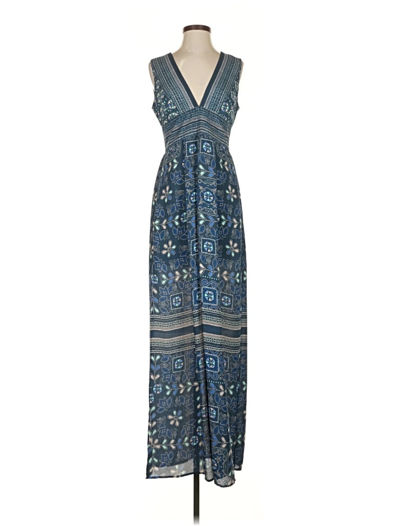 Pre-owned Bcbgmaxazria Casual Dress In Blue
