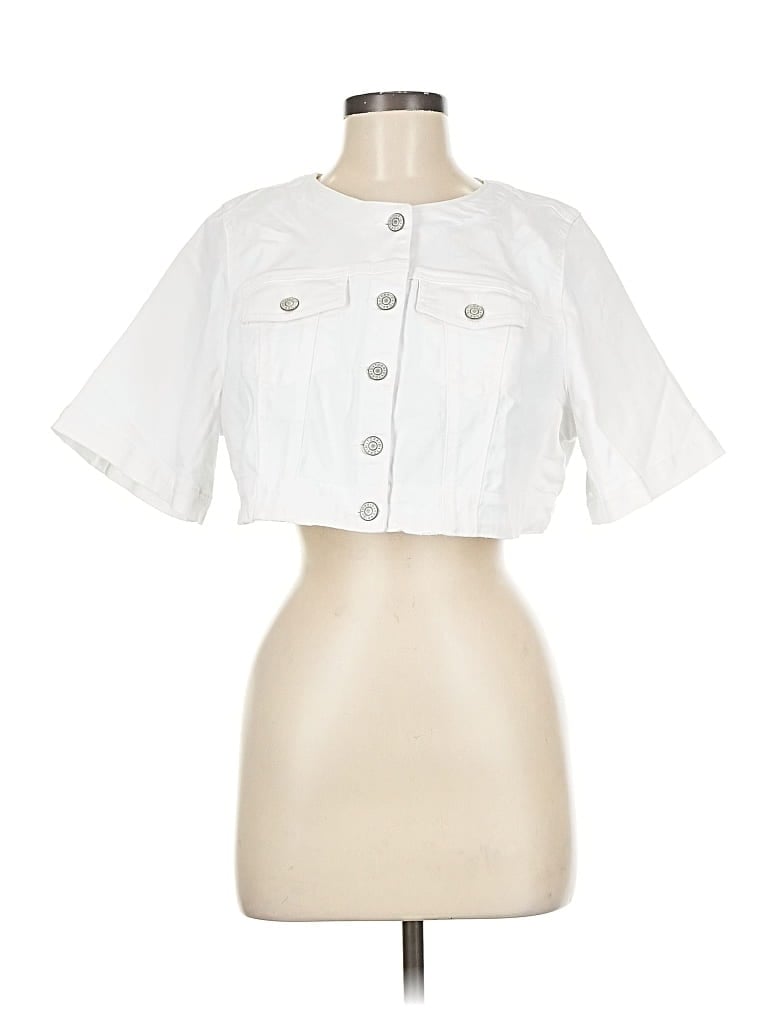 Pre-owned Torrid Jacket In White