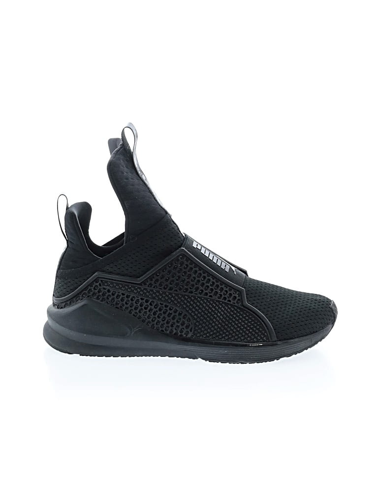 Pre-owned Puma Sneakers In Black