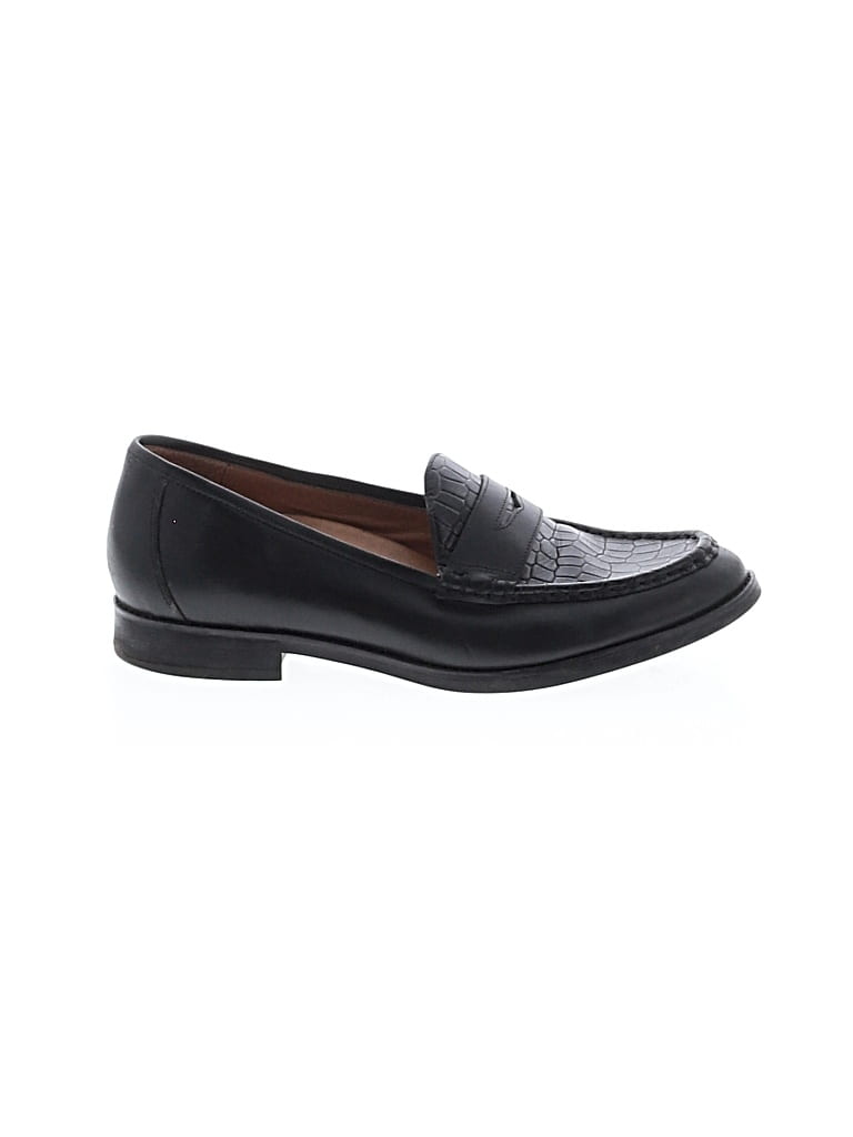Pre-owned Vionic Flats In Black