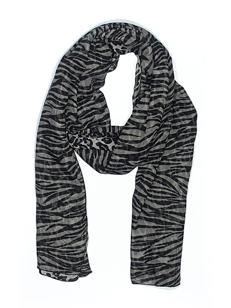 Pre-owned H&m Scarf In Black