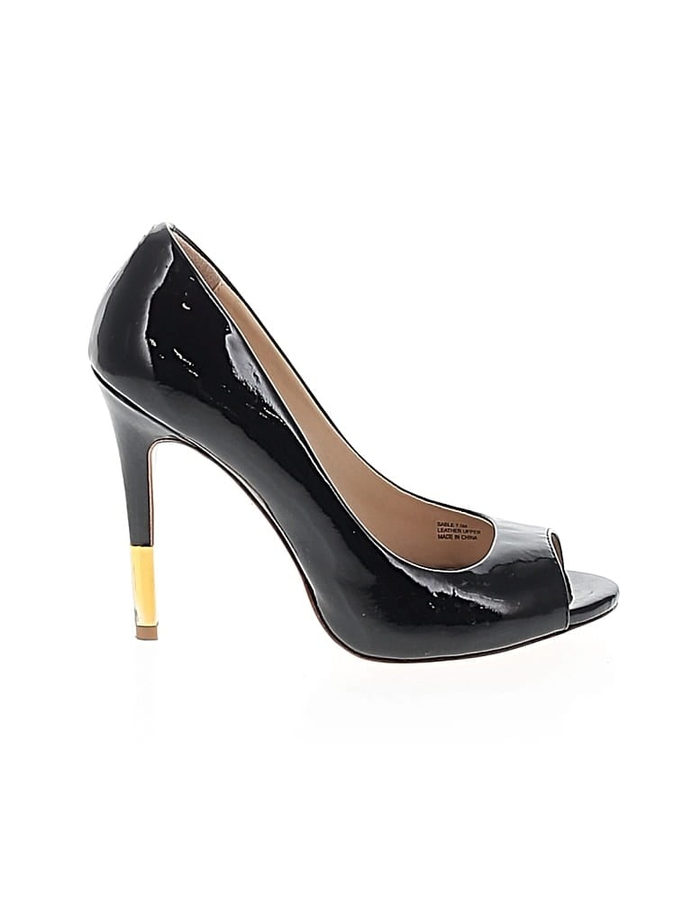 Pre-owned Pour La Victoire Heels In Black