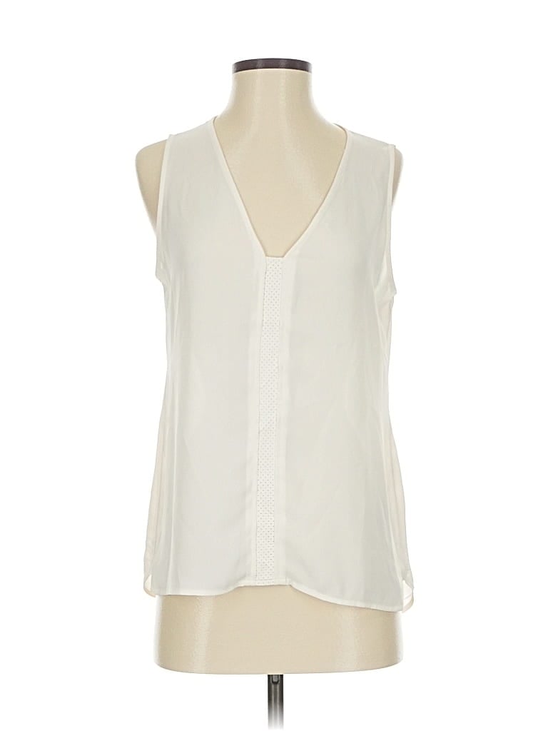 Pre-owned Banana Republic Sleeveless Blouse In White