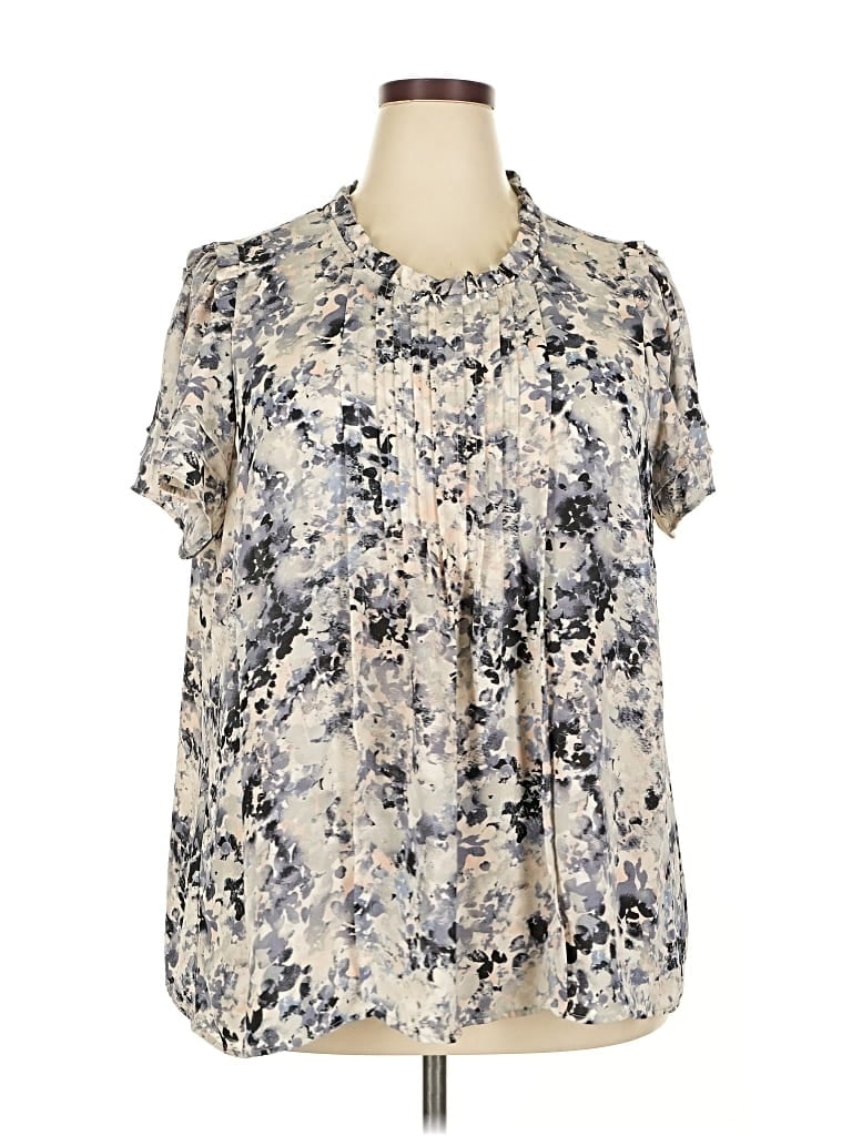 Pre-owned Rose + Olive Short Sleeve Blouse In Gray