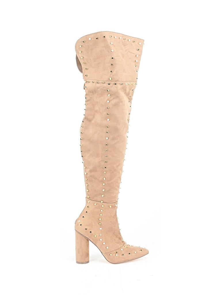 Pre-owned Venus Boots In Brown