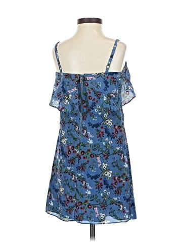 Alice + Olivia Casual Dress (view 2)