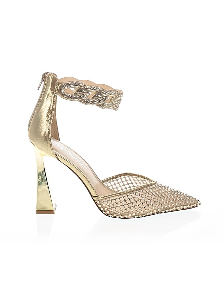 Pre-owned Betsey Johnson Heels In Gold