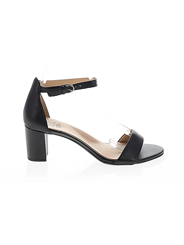 Pre-owned Naturalizer Heels In Black