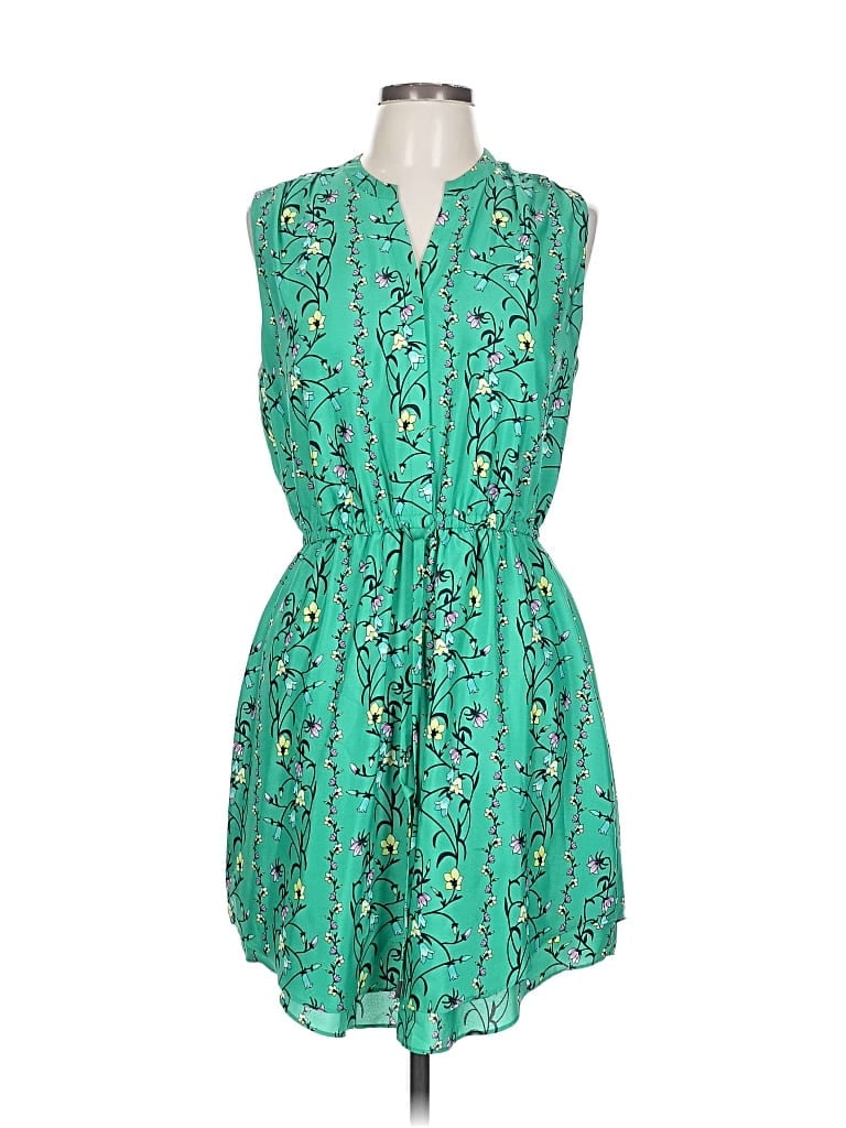 Pre-owned Maison Jules Casual Dress In Green