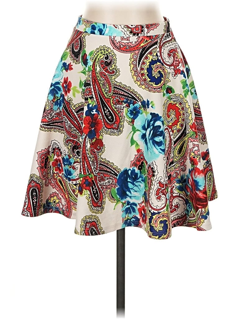 Pre-owned White Mark Casual Skirt In White