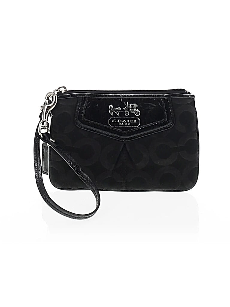 Pre-owned Coach Wristlet In Black