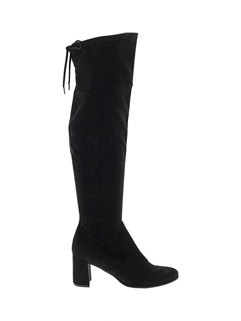 Pre-owned Marc Fisher Boots In Black
