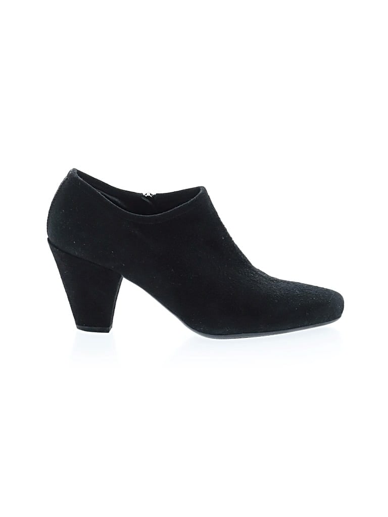 Pre-owned Prada Ankle Boots In Black