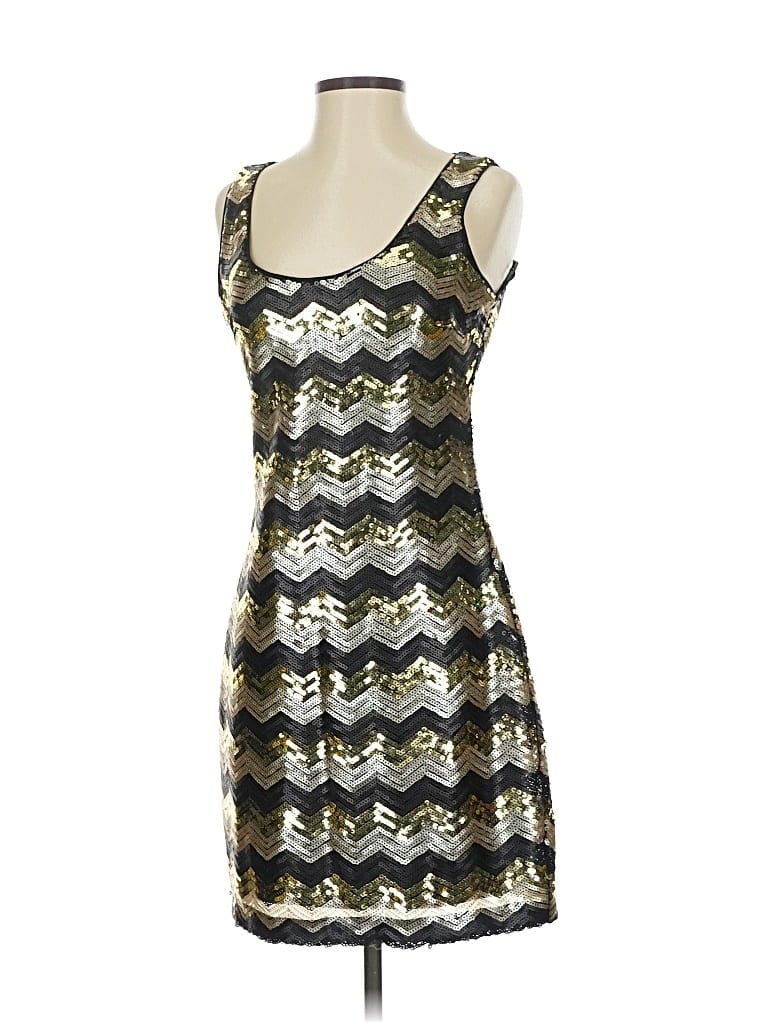 Pre-owned Guess Cocktail Dress In Gold