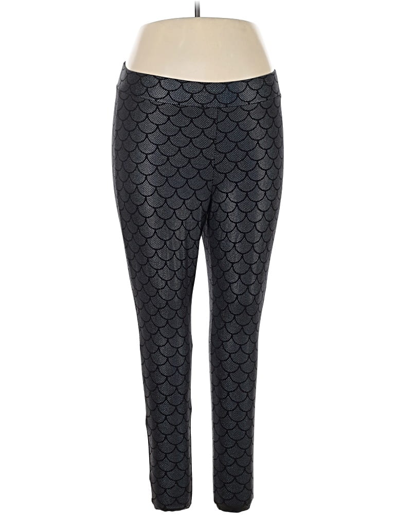 Pre-owned Torrid Leggings In Black