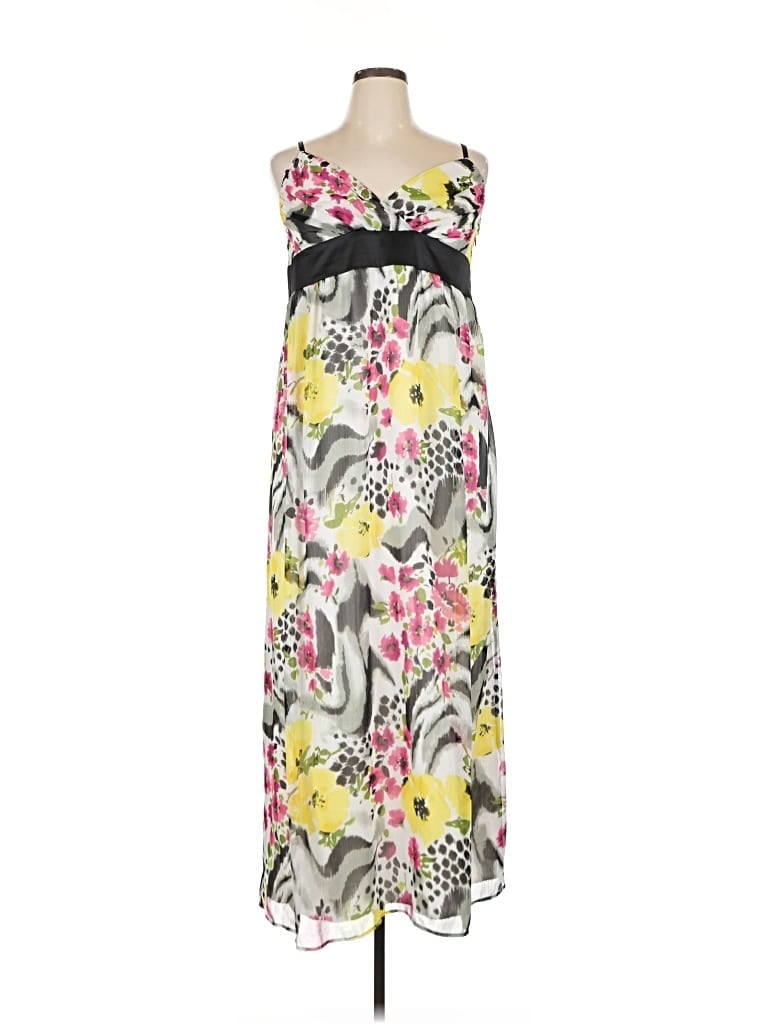 NECESSARY OBJECTS Pre-owned Casual Dress In White