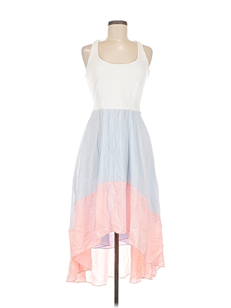 Pre-owned Hutch Casual Dress In White