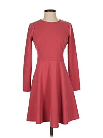 Gal Meets Glam Casual Dress (view 1)
