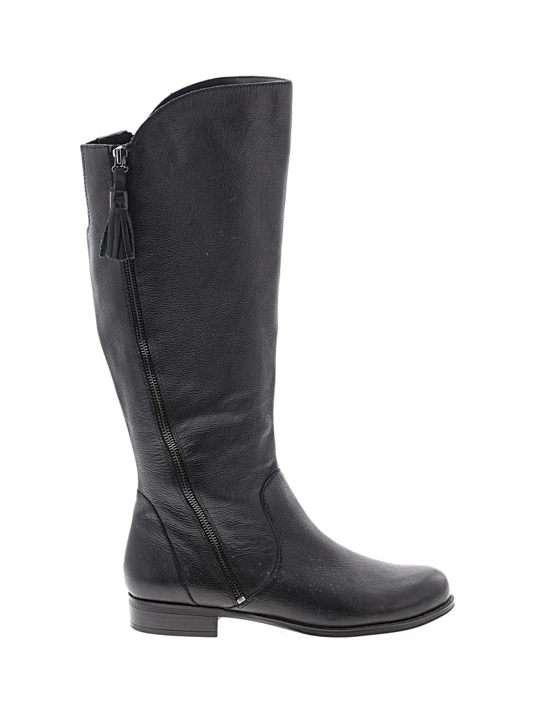 Pre-owned Naturalizer Boots In Black