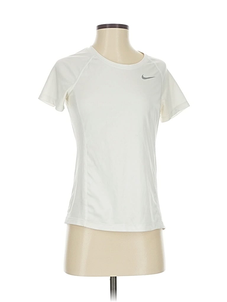 Pre-owned Nike Active T-shirt In White